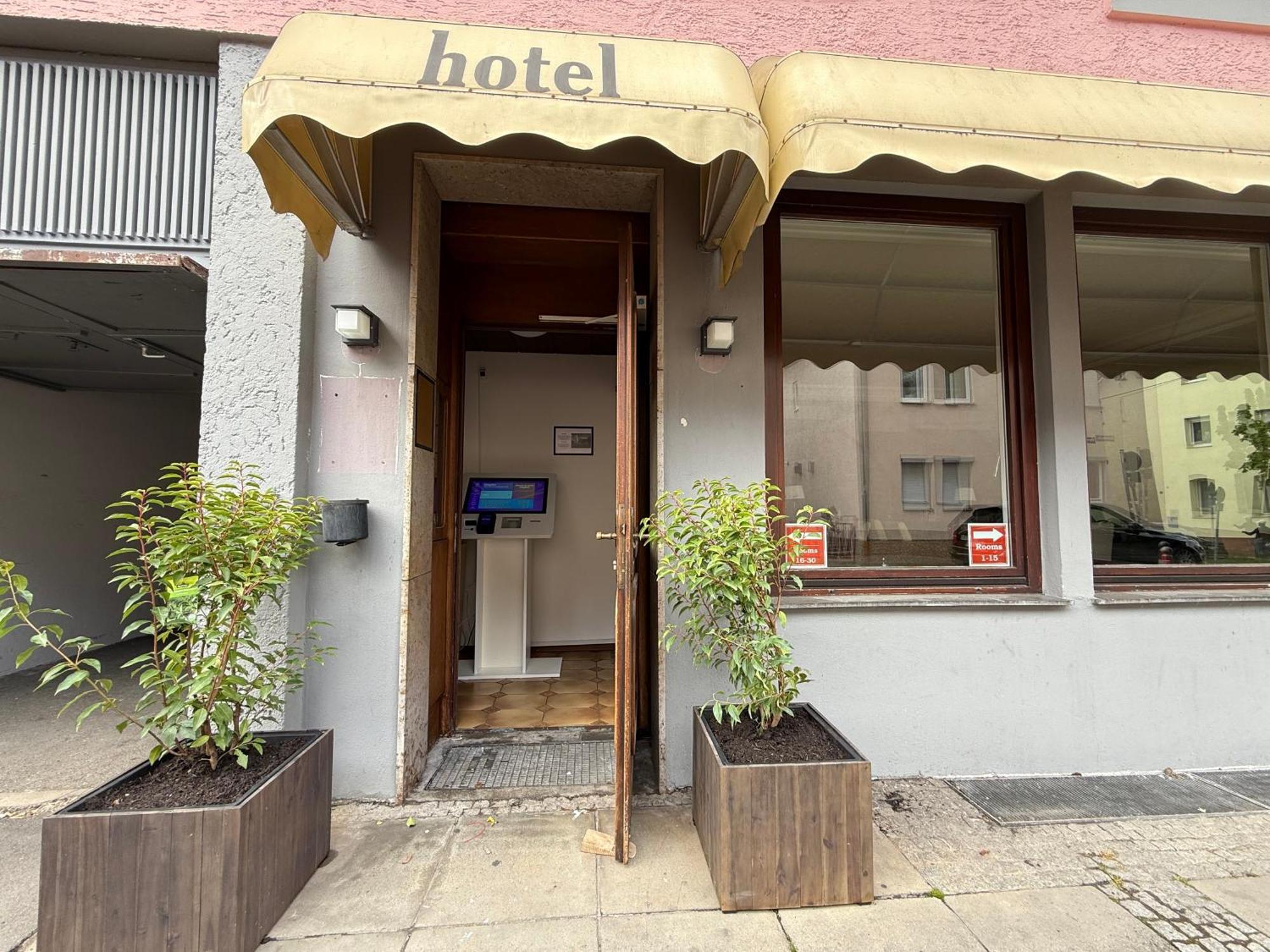 Hafner Hotel- Apartment -Self Check-In Stuttgart Dış mekan fotoğraf